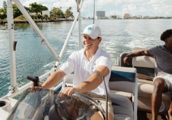 setting captain pricing for boat rentals
