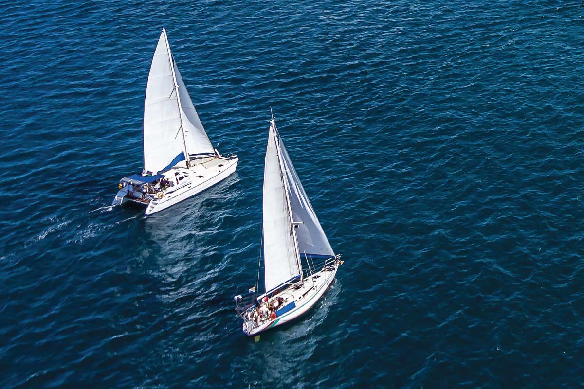 is a monohull or catamaran safer