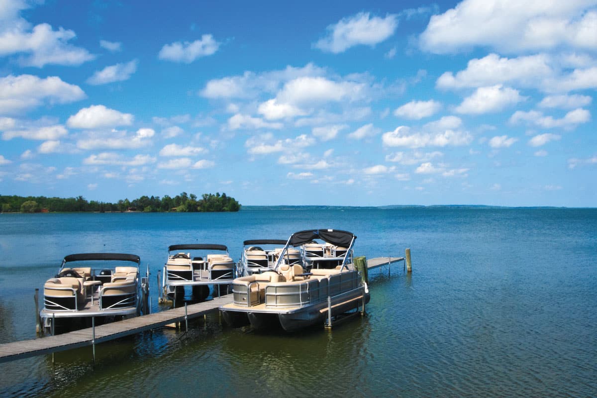 Tritoon vs. Pontoon What Are the Differences? Boatsetter