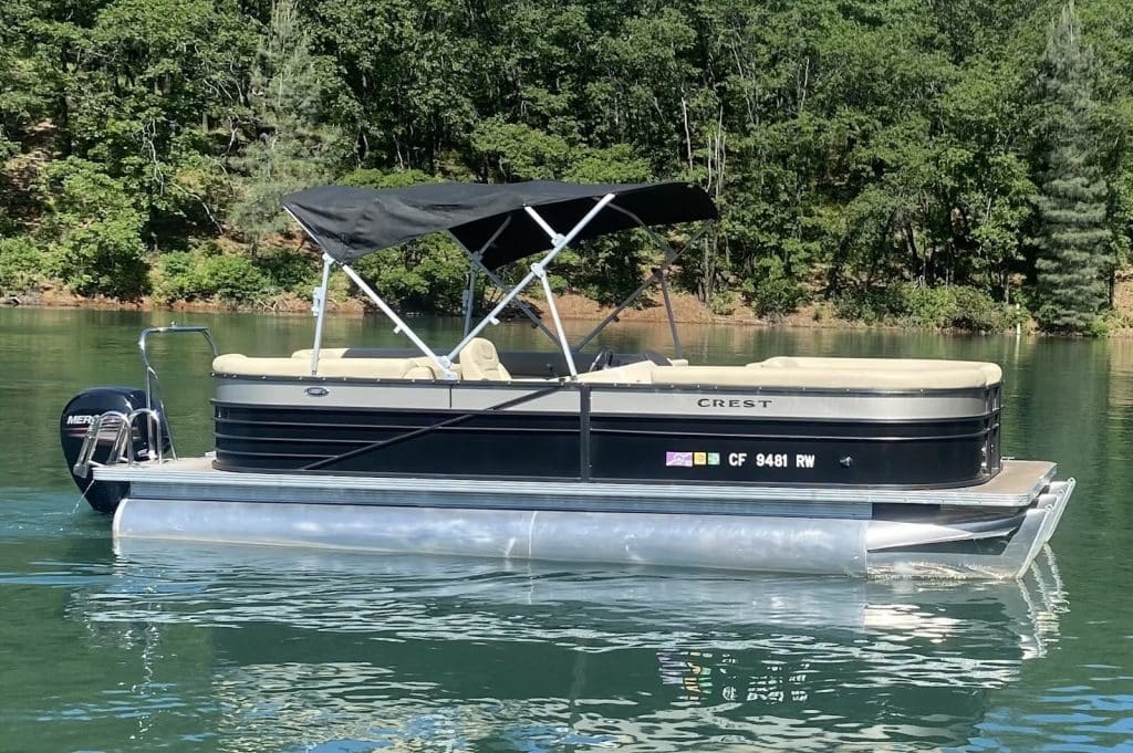 Pontoon boat for renting on Folsom Lake, California