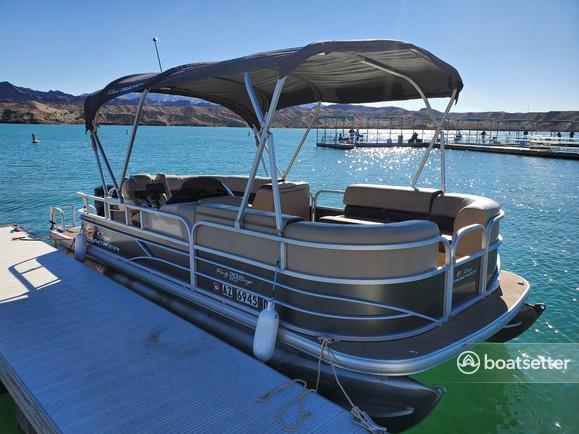 2018 Suntracker 20DLX Party Barge