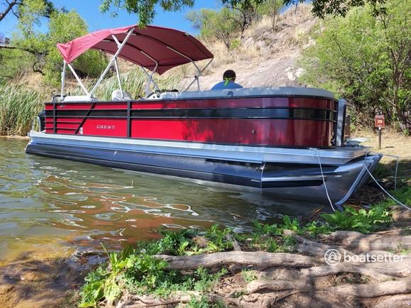 2022 Crest 240LX tritoon for rent at Lake Pleasant