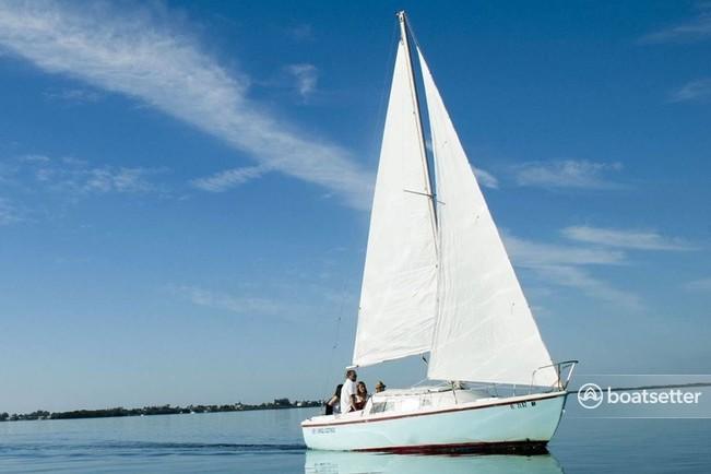 Set Sail on a 22' Catalina Adventure in the Florida Keys