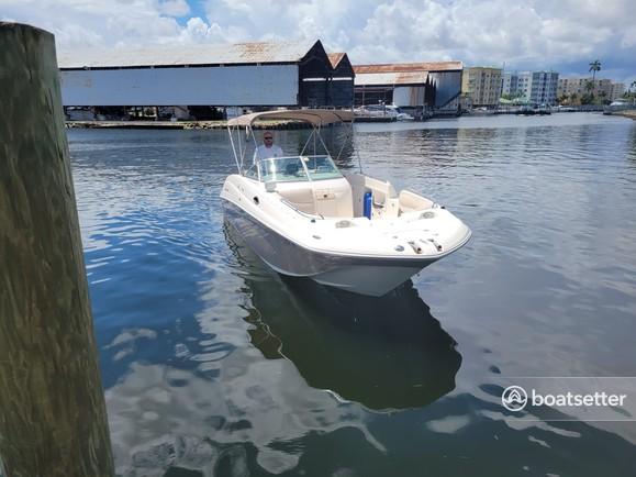 Large Deck boat with twin 150's