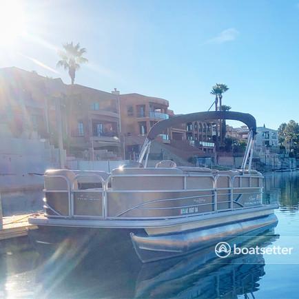 2020 Sun Tracker Party Barge