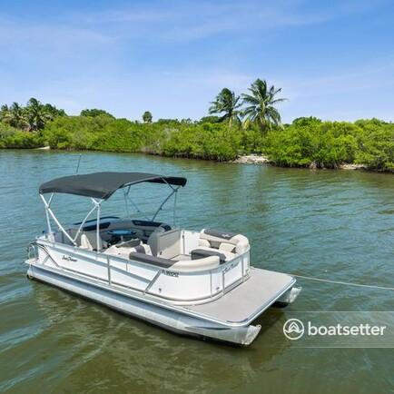 Pontoon Boat 23ft