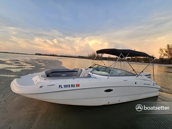 Hurricane 2400 Sundeck Perfect for Marco Island