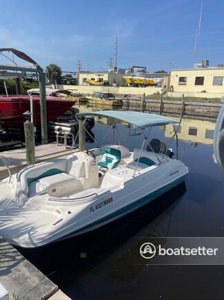 🐬10 passenger hurricane fun deck boat 🐬