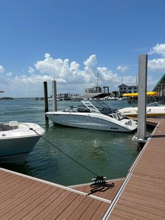 Boating in Pure Luxury