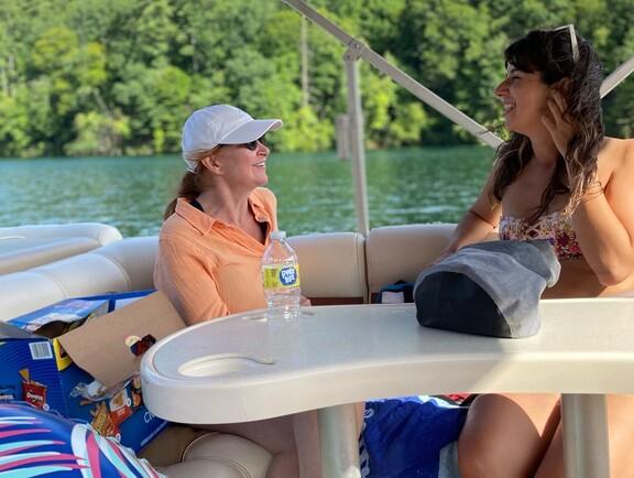  Enjoy a relaxing cruise, party with friends, or fish on Lake Norman