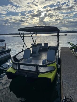 New Sea-Doo Switch 21ft. Fuel Included!