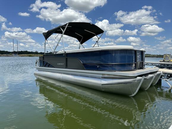 *NEW* 2023 Crest Classic LX FISH 220