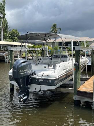 Deck Boat With Gulf Access. 23' Hurricane SS 231 OB