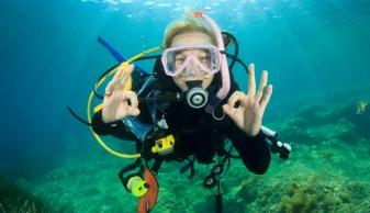 diving canyon lake