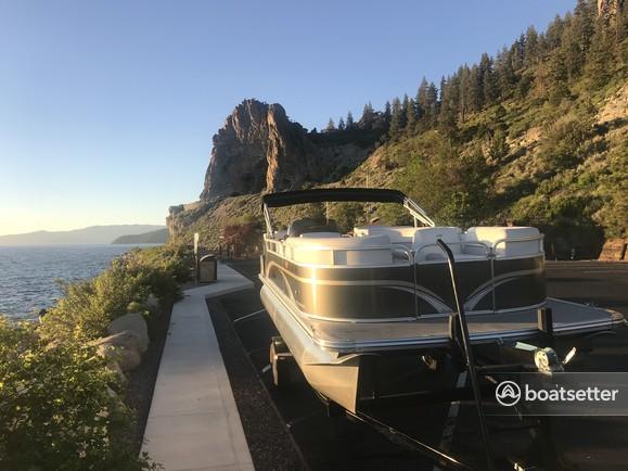 2016 Avalon Pontoon Boat For Rent at Lake Tahoe 
