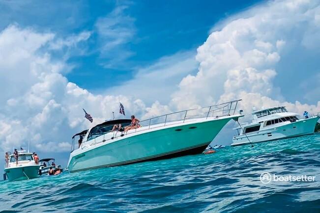  Destin's Premier Luxury Yachting Experience! Sea Ray 500 Sundancer!
